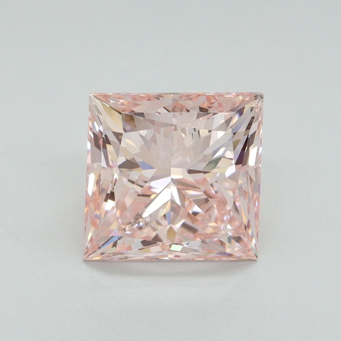 Loose Diamond - PRINCESS 4.02ct Fancy Intense Pink VS2: Loose Diamond - PRINCESS 4.02ct Fancy Intense Pink VS2 Source: This is a real non-mined Diamond that has been grown in a lab Shape: PRINCESS Carats: 4.02 Color: Fancy Intense Pink Certification: IGI V