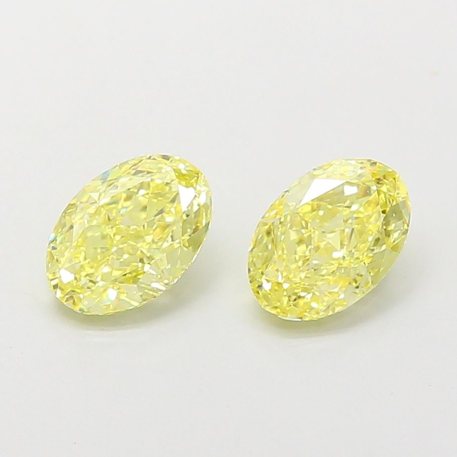 Loose Diamond - OVAL 1.03ct Fancy Yellow VVS2: Loose Diamond - OVAL 1.03ct Fancy Yellow VVS2 Source: This is a real non-mined Diamond that has been grown in a lab Shape: OVAL Carats: 1.03 Color: Fancy Yellow Certification: IGI Video: