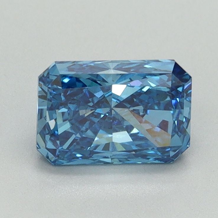 Loose Diamond - RADIANT 1.12ct Fancy Vivid Blue VS2: Loose Diamond - RADIANT 1.12ct Fancy Vivid Blue VS2 Source: This is a real non-mined Diamond that has been grown in a lab Shape: RADIANT Carats: 1.12 Color: Fancy Vivid Blue Certification: IGI Video: