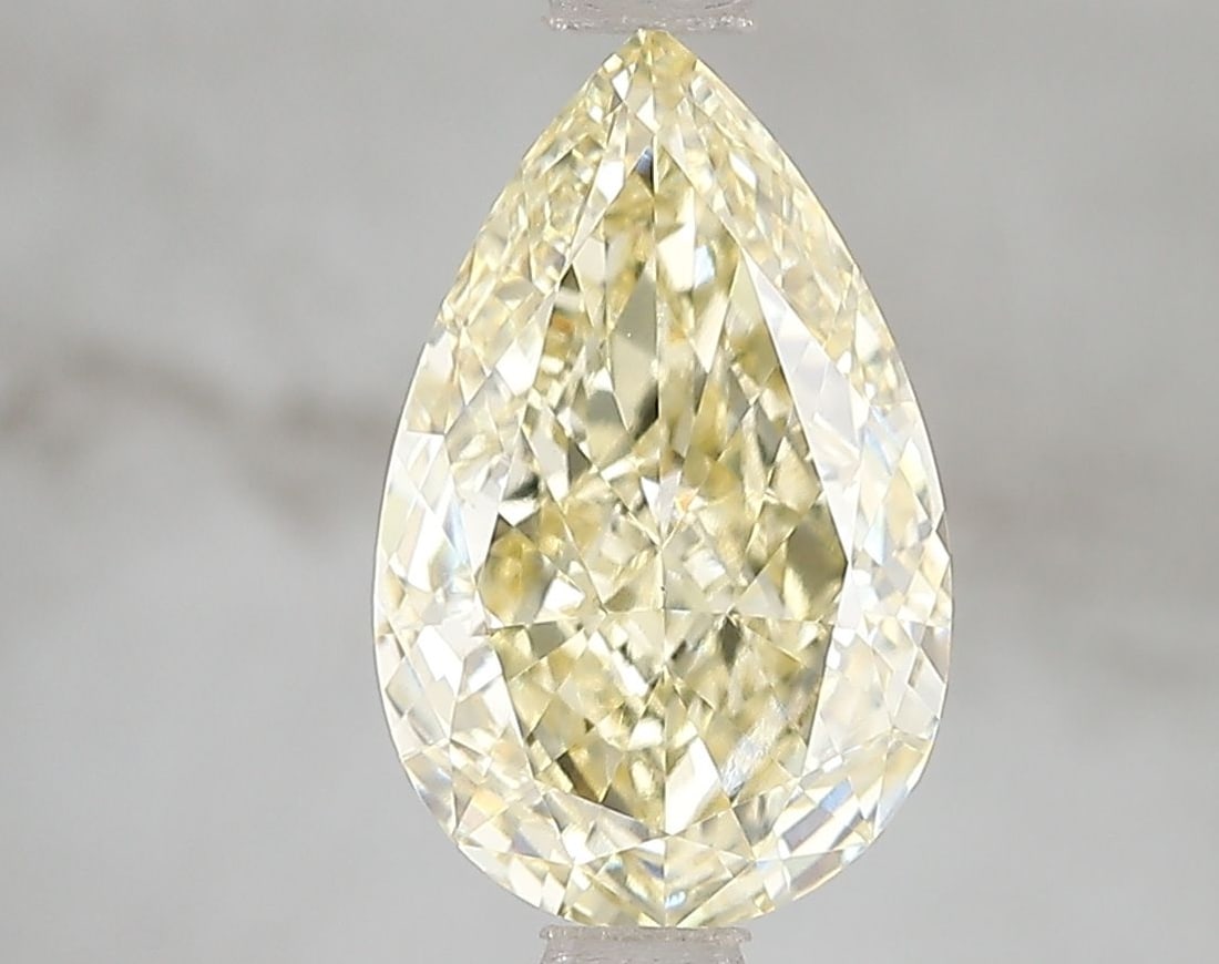 Loose Diamond - PEAR 2.51ct Fancy Intense Yellow VS1: Loose Diamond - PEAR 2.51ct Fancy Intense Yellow VS1 Source: This is a real non-mined Diamond that has been grown in a lab Shape: PEAR Carats: 2.51 Color: Fancy Intense Yellow Certification: IGI Video
