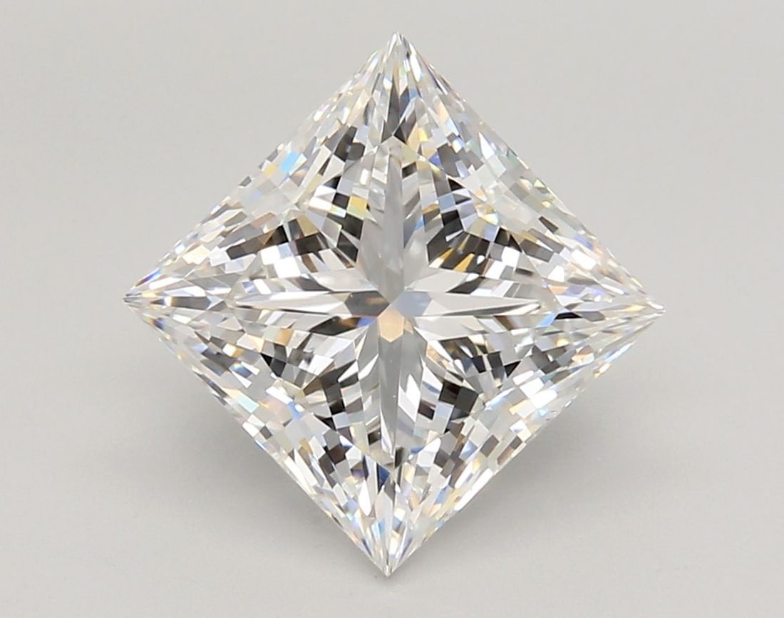 Loose Diamond - PRINCESS 4.04ct E VVS2: Loose Diamond - PRINCESS 4.04ct E VVS2 Source: This is a real non-mined Diamond that has been grown in a lab Shape: PRINCESS Carats: 4.04 Color: E Clarity: VVS2 Certification: IGI Video: