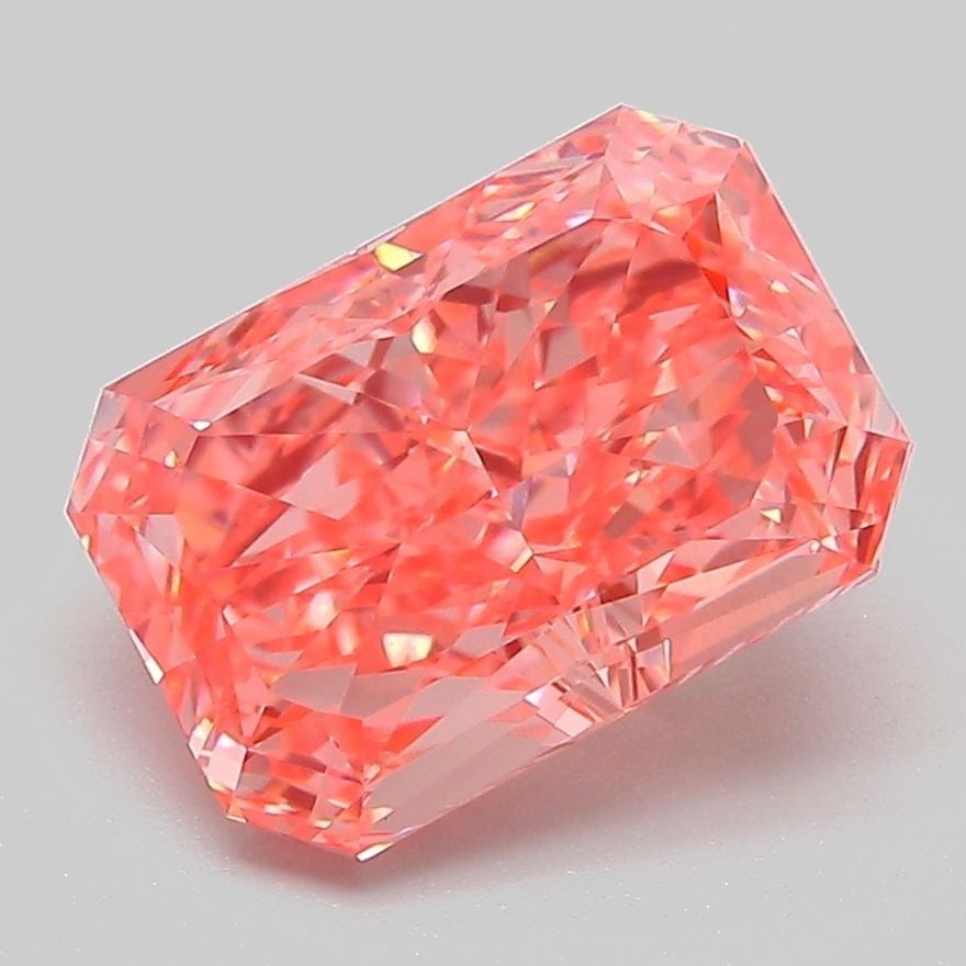Loose Diamond - RADIANT 3.15ct Fancy Vivid Pink VVS2: Loose Diamond - RADIANT 3.15ct Fancy Vivid Pink VVS2 Source: This is a real non-mined Diamond that has been grown in a lab Shape: RADIANT Carats: 3.15 Color: Fancy Vivid Pink Certification: IGI Video: