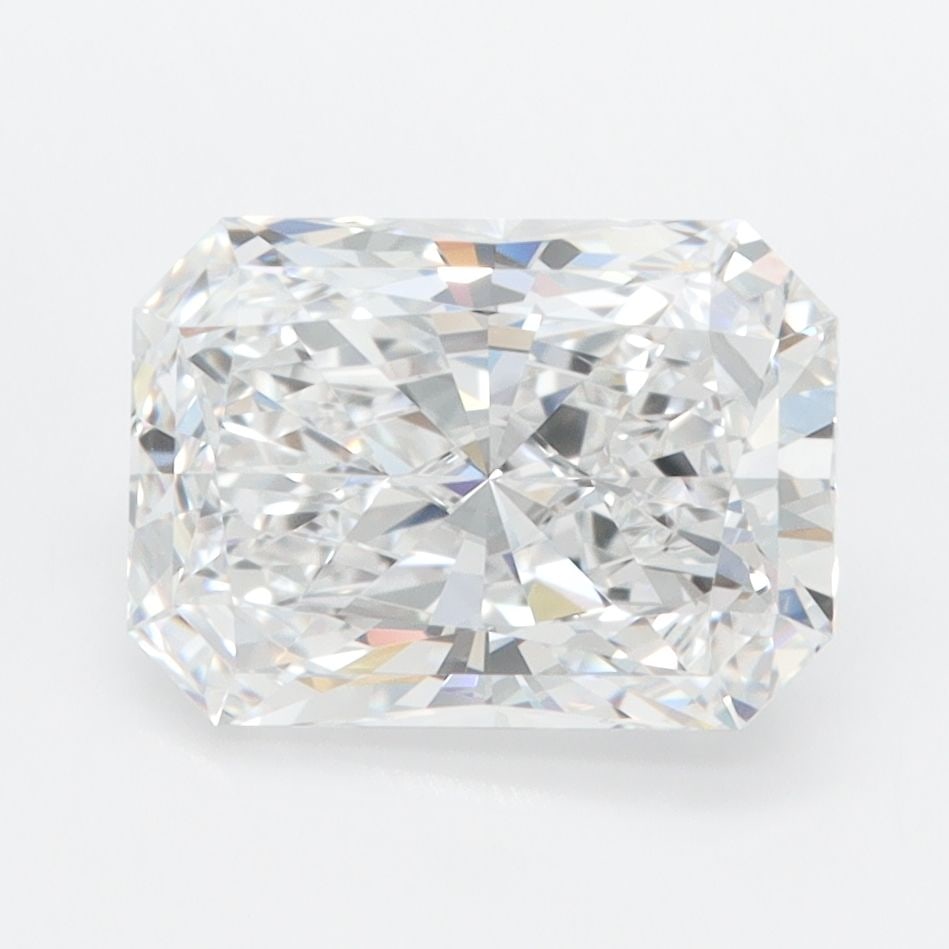 Loose Diamond - RADIANT 2.5ct D VVS1: Loose Diamond - RADIANT 2.5ct D VVS1 Source: This is a real non-mined Diamond that has been grown in a lab Shape: RADIANT Carats: 2.5 Color: D Clarity: VVS1 Certification: IGI The Diamond Depot Guaran
