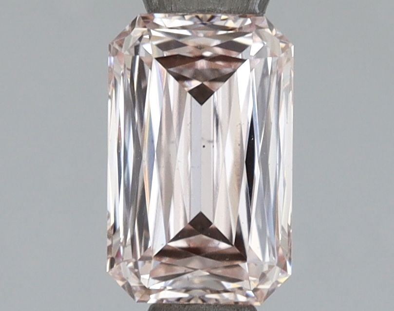 Loose Diamond - RADIANT 1.0ct Fancy Vivid Pink VS1: Loose Diamond - RADIANT 1.0ct Fancy Vivid Pink VS1 Source: This is a real non-mined Diamond that has been grown in a lab Shape: RADIANT Carats: 1.0 Color: Fancy Vivid Pink Certification: NONE Video: