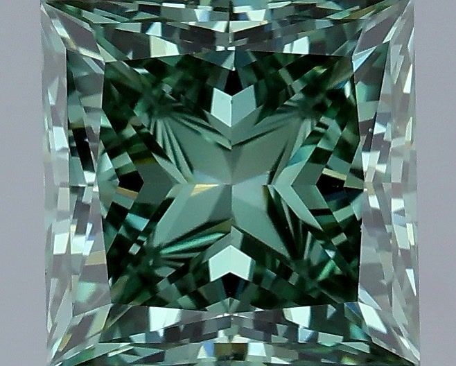 Loose Diamond - PRINCESS 3.04ct Fancy Vivid Green VS1: Loose Diamond - PRINCESS 3.04ct Fancy Vivid Green VS1 Source: This is a real non-mined Diamond that has been grown in a lab Shape: PRINCESS Carats: 3.04 Color: Fancy Vivid Green Certification: IGI Vid