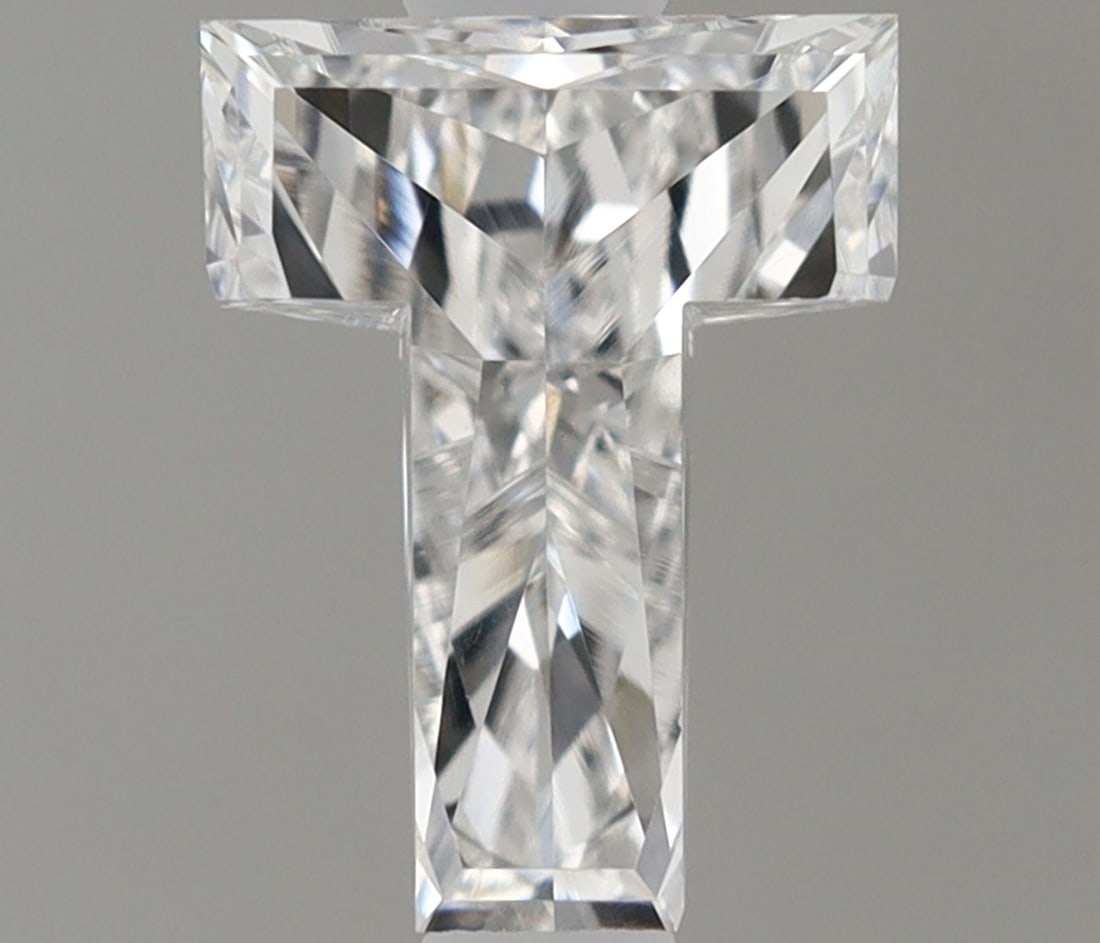 Loose Diamond - OTHER 0.52ct E VVS2: Loose Diamond - OTHER 0.52ct E VVS2 Source: This is a real non-mined Diamond that has been grown in a lab Shape: OTHER Carats: 0.52 Color: E Clarity: VVS2 Certification: NONE The Diamond Depot Guarant