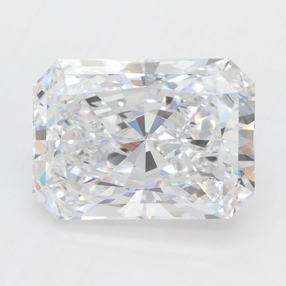 Loose Diamond - RADIANT 3.32ct D IF: Loose Diamond - RADIANT 3.32ct D IF Source: This is a real non-mined Diamond that has been grown in a lab Shape: RADIANT Carats: 3.32 Color: D Clarity: IF Certification: IGI Video: