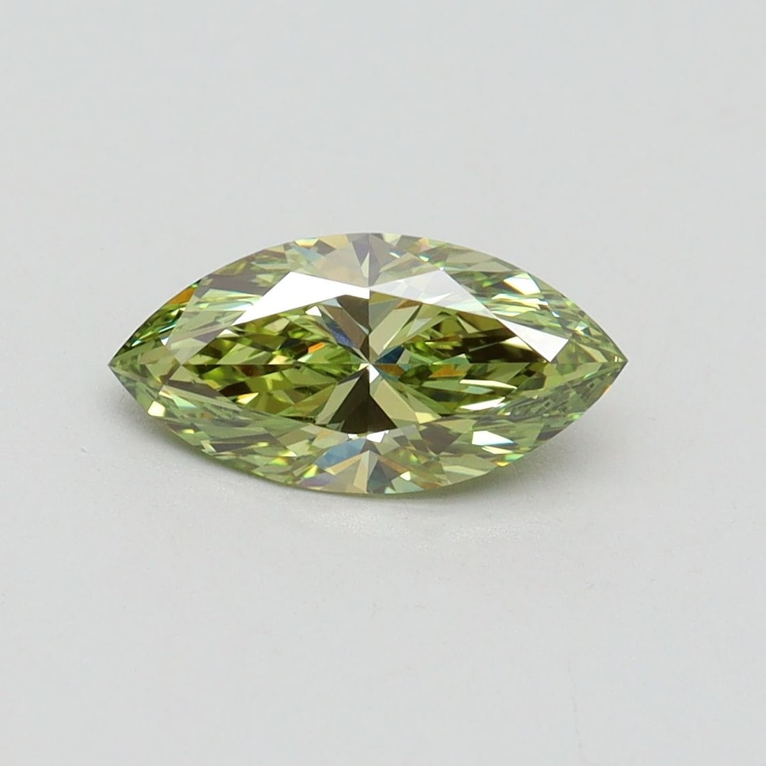 Loose Diamond - MARQUISE 1.01ct Fancy Vivid Green VS1: Loose Diamond - MARQUISE 1.01ct Fancy Vivid Green VS1 Source: This is a real non-mined Diamond that has been grown in a lab Shape: MARQUISE Carats: 1.01 Color: Fancy Vivid Green Certification: IGI Vid