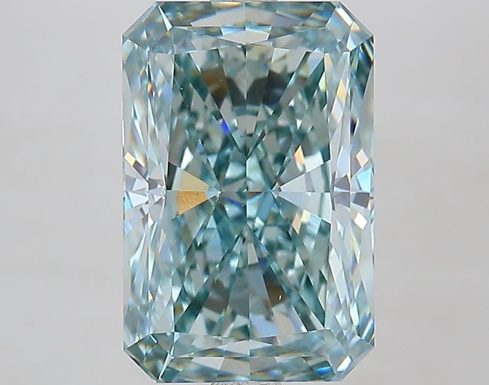 Loose Diamond - RADIANT 4.26ct Fancy Intense Blueish Green VVS2: Loose Diamond - RADIANT 4.26ct Fancy Intense Blueish Green VVS2 Source: This is a real non-mined Diamond that has been grown in a lab Shape: RADIANT Carats: 4.26 Color: Fancy Intense Blueish Green Cer