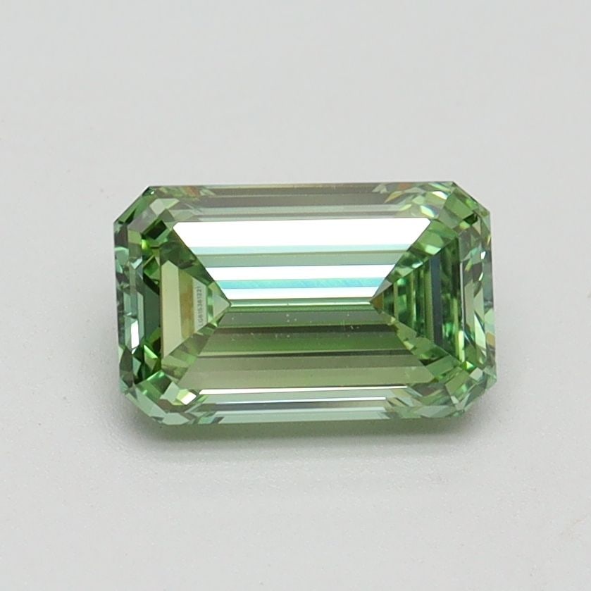 Loose Diamond - EMERALD 1.0ct Fancy Vivid Green VVS2: Loose Diamond - EMERALD 1.0ct Fancy Vivid Green VVS2 Source: This is a real non-mined Diamond that has been grown in a lab Shape: EMERALD Carats: 1.0 Color: Fancy Vivid Green Certification: IGI Video:
