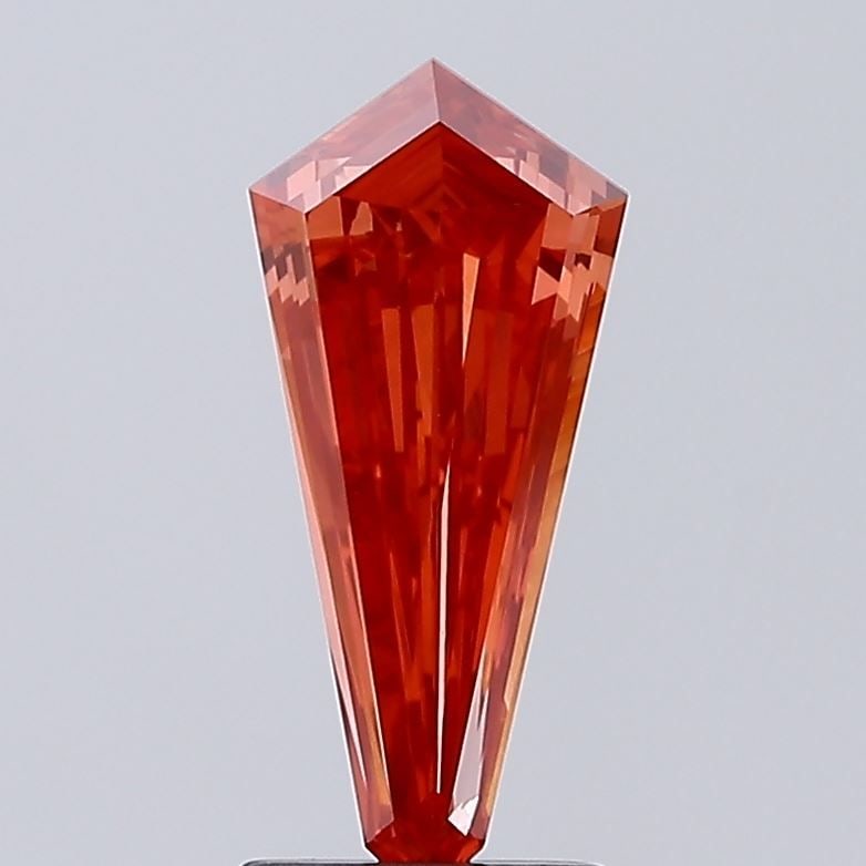 Loose Diamond - KITE 1.18ct Fancy Vivid Red VS1: Loose Diamond - KITE 1.18ct Fancy Vivid Red VS1 Source: This is a real non-mined Diamond that has been grown in a lab Shape: KITE Carats: 1.18 Color: Fancy Vivid Red Certification: NONE Video: