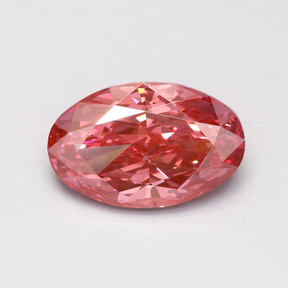 Loose Diamond - OVAL 3.56ct Fancy Vivid Purplish Pink VS1: Loose Diamond - OVAL 3.56ct Fancy Vivid Purplish Pink VS1 Source: This is a real non-mined Diamond that has been grown in a lab Shape: OVAL Carats: 3.56 Color: Fancy Vivid Purplish Pink Certification:
