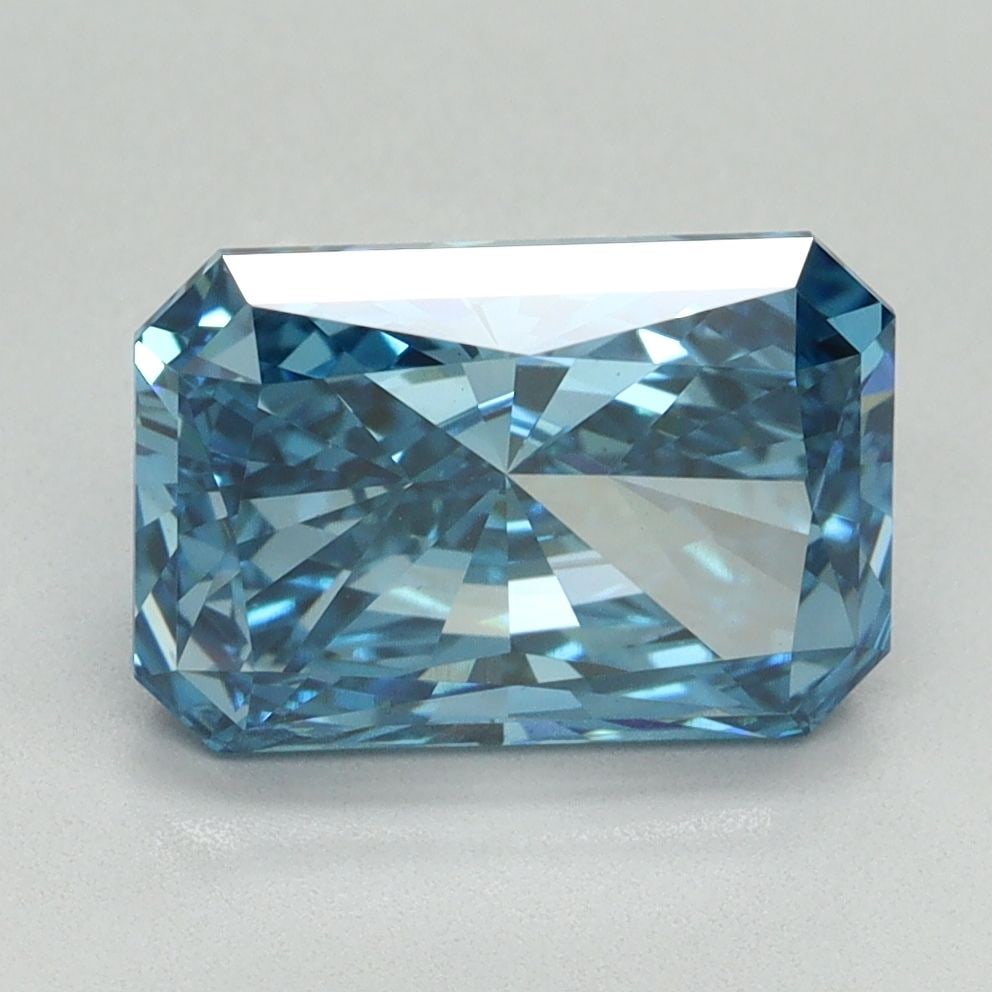 Loose Diamond - RADIANT 3.01ct Fancy Vivid Blue VS2: Loose Diamond - RADIANT 3.01ct Fancy Vivid Blue VS2 Source: This is a real non-mined Diamond that has been grown in a lab Shape: RADIANT Carats: 3.01 Color: Fancy Vivid Blue Certification: IGI Video: