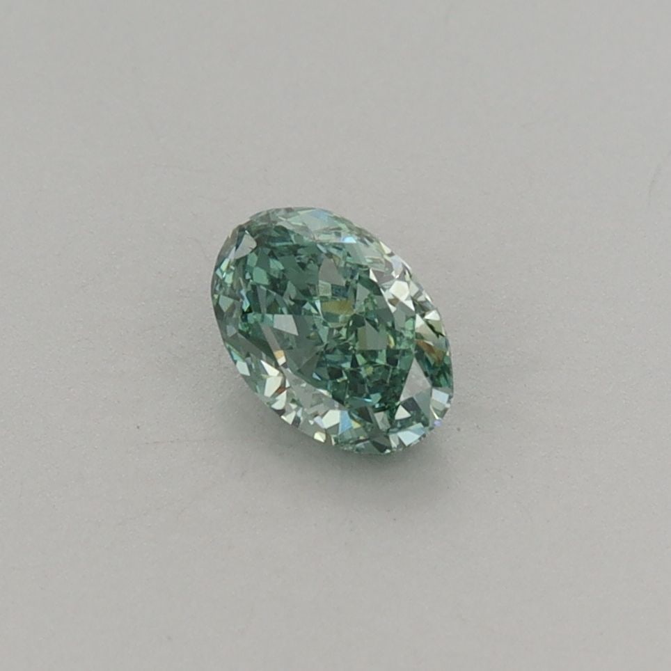 Loose Diamond - OVAL 0.5ct Fancy Vivid Green VS2: Loose Diamond - OVAL 0.5ct Fancy Vivid Green VS2 Source: This is a real non-mined Diamond that has been grown in a lab Shape: OVAL Carats: 0.5 Color: Fancy Vivid Green Certification: IGI Video: