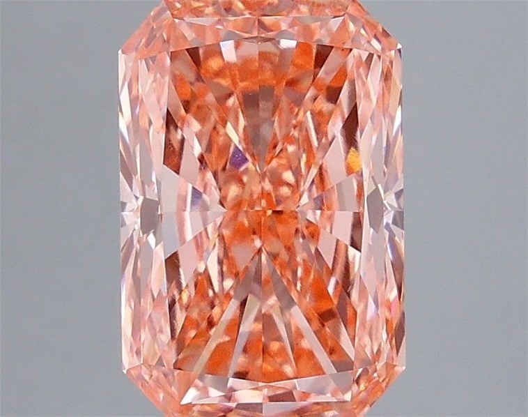 Loose Diamond - RADIANT 4.1ct Fancy Vivid Pink VS1: Loose Diamond - RADIANT 4.1ct Fancy Vivid Pink VS1 Source: This is a real non-mined Diamond that has been grown in a lab Shape: RADIANT Carats: 4.1 Color: Fancy Vivid Pink Certification: IGI Video: