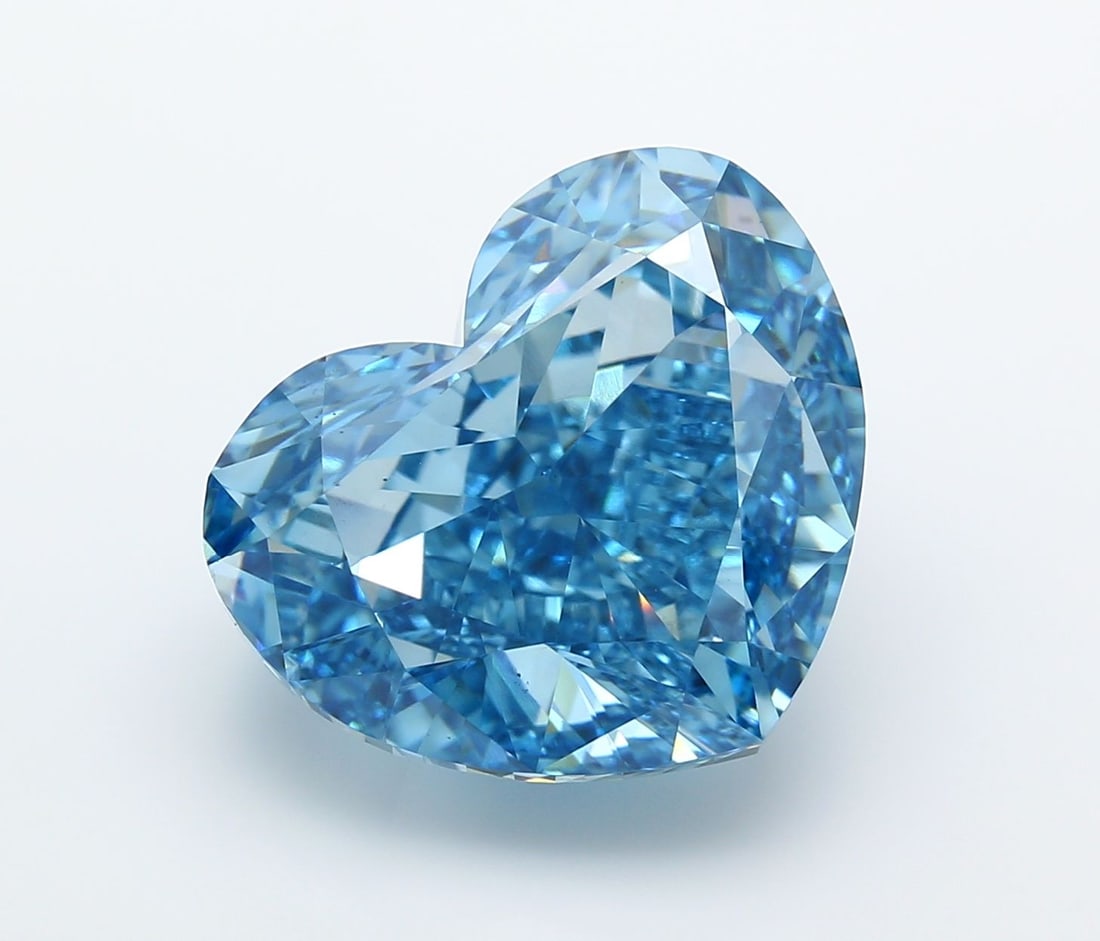 Loose Diamond - HEART 20.04ct Fancy Vivid Blue VS1: Loose Diamond - HEART 20.04ct Fancy Vivid Blue VS1 Source: This is a real non-mined Diamond that has been grown in a lab Shape: HEART Carats: 20.04 Color: Fancy Vivid Blue Certification: IGI Video: