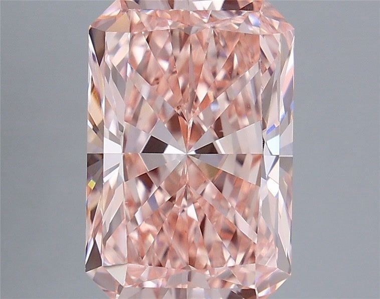 Loose Diamond - RADIANT 3.12ct Fancy Vivid Pink VS1: Loose Diamond - RADIANT 3.12ct Fancy Vivid Pink VS1 Source: This is a real non-mined Diamond that has been grown in a lab Shape: RADIANT Carats: 3.12 Color: Fancy Vivid Pink Certification: IGI Video: