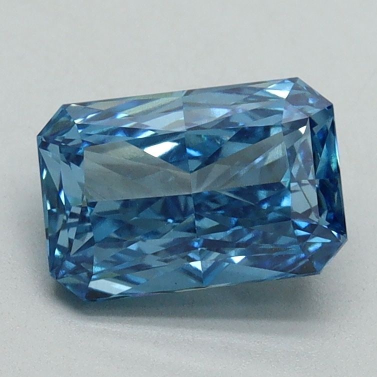 Loose Diamond - RADIANT 1.47ct Fancy Vivid Blue VS1: Loose Diamond - RADIANT 1.47ct Fancy Vivid Blue VS1 Source: This is a real non-mined Diamond that has been grown in a lab Shape: RADIANT Carats: 1.47 Color: Fancy Vivid Blue Certification: IGI Video: