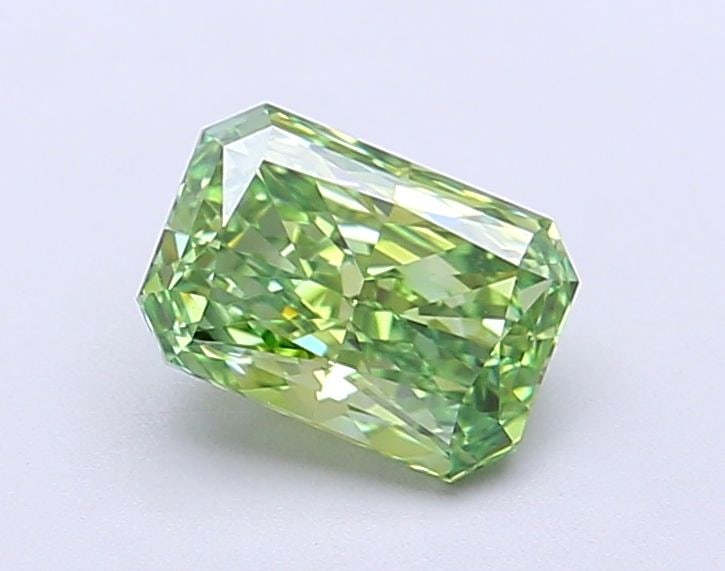 Loose Diamond - RADIANT 1.02ct Fancy Vivid Green VVS2: Loose Diamond - RADIANT 1.02ct Fancy Vivid Green VVS2 Source: This is a real non-mined Diamond that has been grown in a lab Shape: RADIANT Carats: 1.02 Color: Fancy Vivid Green Certification: IGI Vide