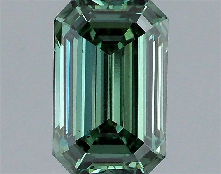 Loose Diamond - EMERALD 1.53ct Fancy Vivid Green VS2: Loose Diamond - EMERALD 1.53ct Fancy Vivid Green VS2 Source: This is a real non-mined Diamond that has been grown in a lab Shape: EMERALD Carats: 1.53 Color: Fancy Vivid Green Certification: IGI Video