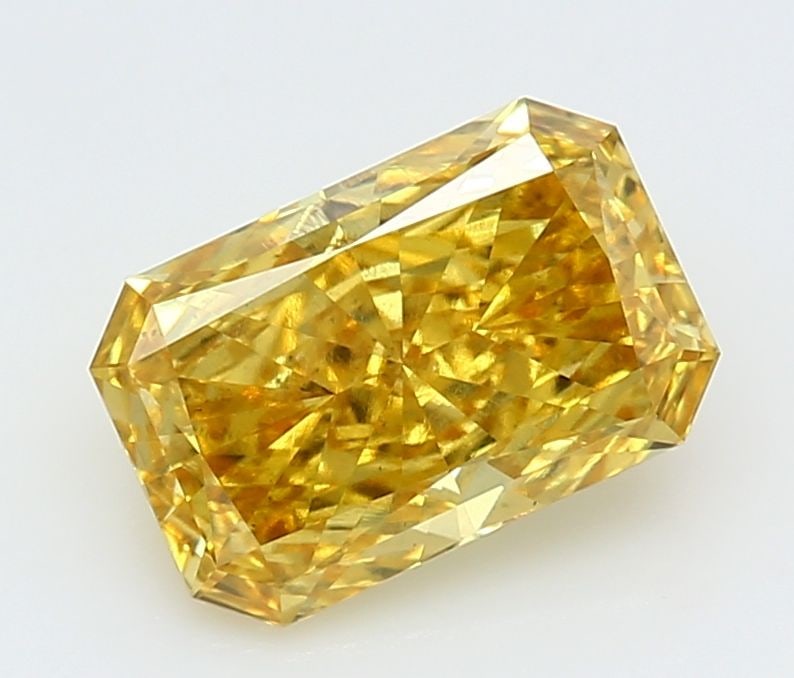 Loose Diamond - RADIANT 2.51ct Fancy Vivid Yellow SI1: Loose Diamond - RADIANT 2.51ct Fancy Vivid Yellow SI1 Source: This is a real non-mined Diamond that has been grown in a lab Shape: RADIANT Carats: 2.51 Color: Fancy Vivid Yellow Certification: IGI Vid