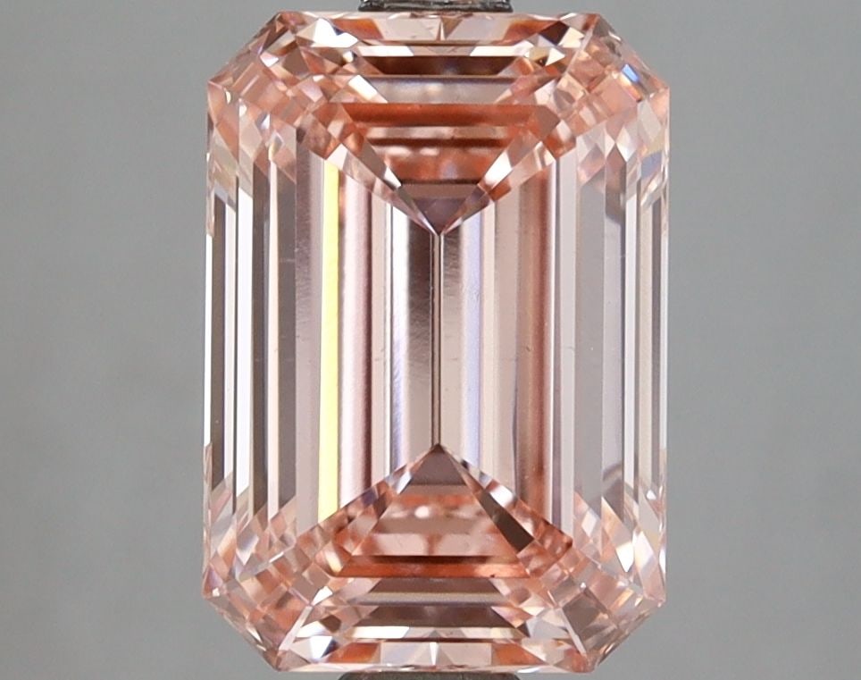 Loose Diamond - EMERALD 3.07ct Fancy Intense Pink VS1: Loose Diamond - EMERALD 3.07ct Fancy Intense Pink VS1 Source: This is a real non-mined Diamond that has been grown in a lab Shape: EMERALD Carats: 3.07 Color: Fancy Intense Pink Certification: IGI Vid