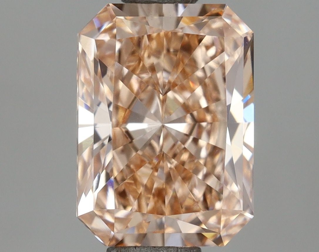 Loose Diamond - RADIANT 1.61ct Fancy Intense Orangey Pink VS1: Loose Diamond - RADIANT 1.61ct Fancy Intense Orangey Pink VS1 Source: This is a real non-mined Diamond that has been grown in a lab Shape: RADIANT Carats: 1.61 Color: Fancy Intense Orangey Pink Certif