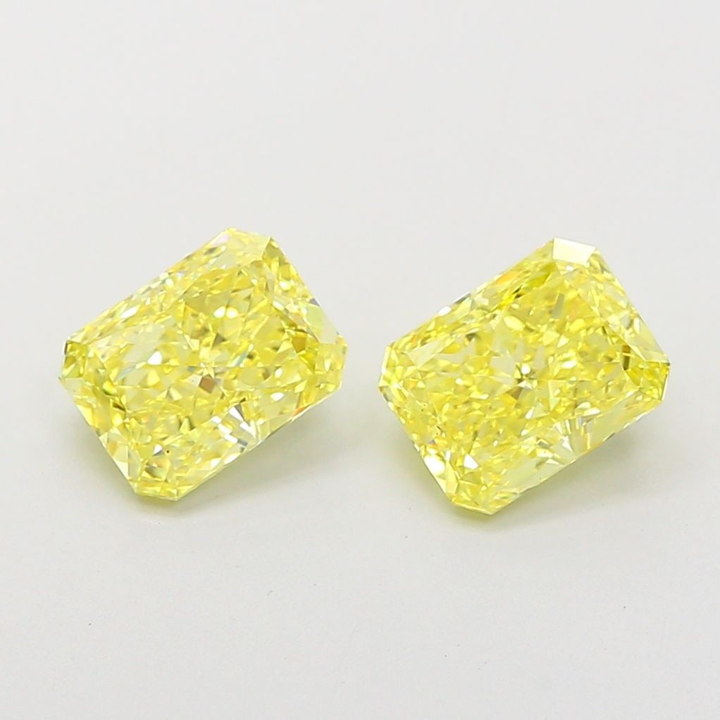 Loose Diamond - RADIANT 1.51ct Fancy Vivid Yellow VVS2: Loose Diamond - RADIANT 1.51ct Fancy Vivid Yellow VVS2 Source: This is a real non-mined Diamond that has been grown in a lab Shape: RADIANT Carats: 1.51 Color: Fancy Vivid Yellow Certification: IGI Vi