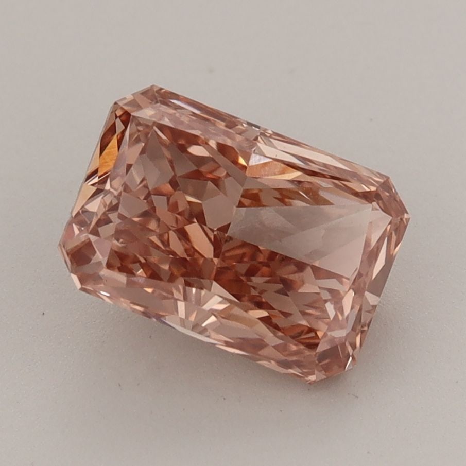 Loose Diamond - RADIANT 2.09ct Fancy Brown VS1: Loose Diamond - RADIANT 2.09ct Fancy Brown VS1 Source: This is a real non-mined Diamond that has been grown in a lab Shape: RADIANT Carats: 2.09 Color: Fancy Brown Certification: IGI Video:
