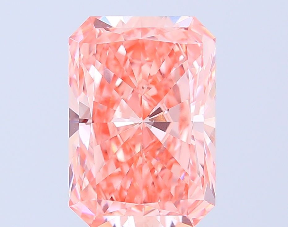 Loose Diamond - RADIANT 5.06ct Fancy Vivid Pink VVS2: Loose Diamond - RADIANT 5.06ct Fancy Vivid Pink VVS2 Source: This is a real non-mined Diamond that has been grown in a lab Shape: RADIANT Carats: 5.06 Color: Fancy Vivid Pink Certification: IGI Video: