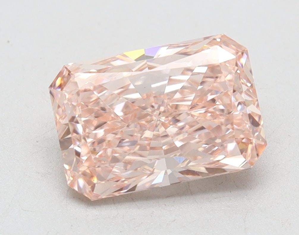 Loose Diamond - RADIANT 1.39ct Fancy Vivid Pink VS1: Loose Diamond - RADIANT 1.39ct Fancy Vivid Pink VS1 Source: This is a real non-mined Diamond that has been grown in a lab Shape: RADIANT Carats: 1.39 Color: Fancy Vivid Pink Certification: IGI Video: