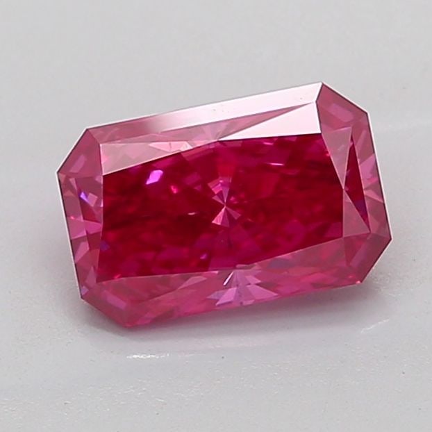 Loose Diamond - RADIANT 2.13ct Fancy Vivid Pink VS2: Loose Diamond - RADIANT 2.13ct Fancy Vivid Pink VS2 Source: This is a real non-mined Diamond that has been grown in a lab Shape: RADIANT Carats: 2.13 Color: Fancy Vivid Pink Certification: IGI Video: