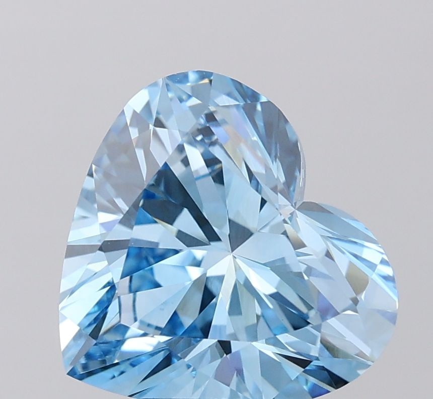 Loose Diamond - HEART 4.26ct Fancy Vivid Blue VVS2: Loose Diamond - HEART 4.26ct Fancy Vivid Blue VVS2 Source: This is a real non-mined Diamond that has been grown in a lab Shape: HEART Carats: 4.26 Color: Fancy Vivid Blue Certification: IGI Video: