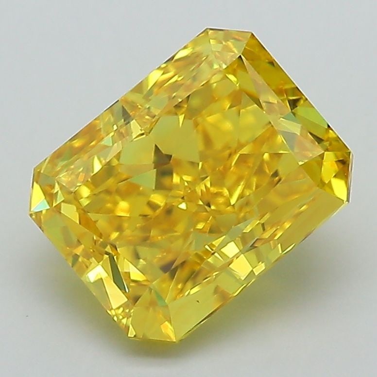 Loose Diamond - RADIANT 2.64ct Fancy Vivid Yellow VVS2: Loose Diamond - RADIANT 2.64ct Fancy Vivid Yellow VVS2 Source: This is a real non-mined Diamond that has been grown in a lab Shape: RADIANT Carats: 2.64 Color: Fancy Vivid Yellow Certification: IGI Vi