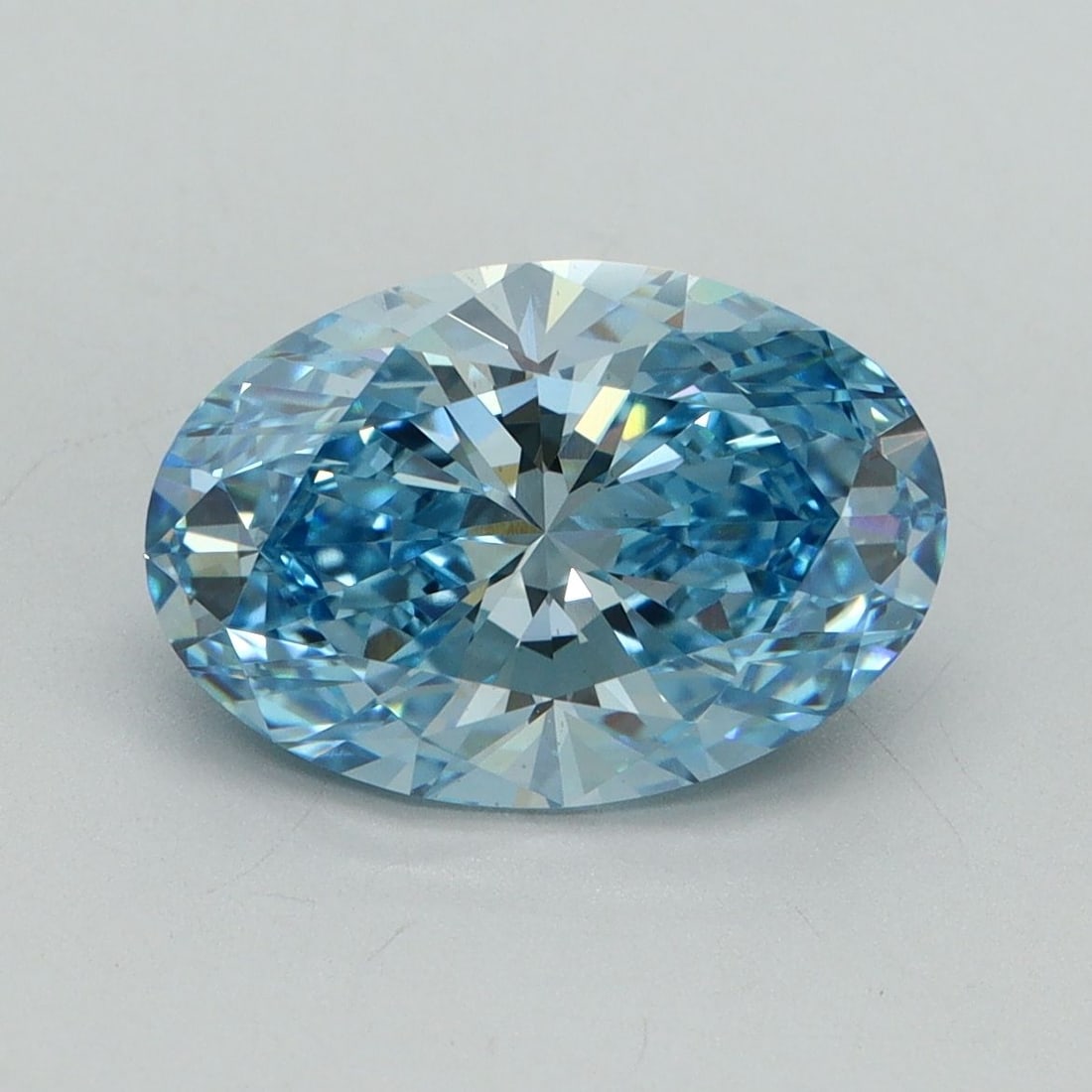 Loose Diamond - OVAL 3.1ct Fancy Vivid Blue VS1: Loose Diamond - OVAL 3.1ct Fancy Vivid Blue VS1 Source: This is a real non-mined Diamond that has been grown in a lab Shape: OVAL Carats: 3.1 Color: Fancy Vivid Blue Certification: IGI Video: