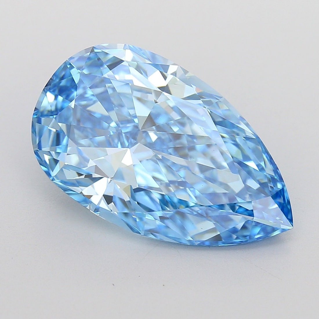 Loose Diamond - PEAR 8.5ct Fancy Vivid Blue VS1: Loose Diamond - PEAR 8.5ct Fancy Vivid Blue VS1 Source: This is a real non-mined Diamond that has been grown in a lab Shape: PEAR Carats: 8.5 Color: Fancy Vivid Blue Certification: IGI Video: