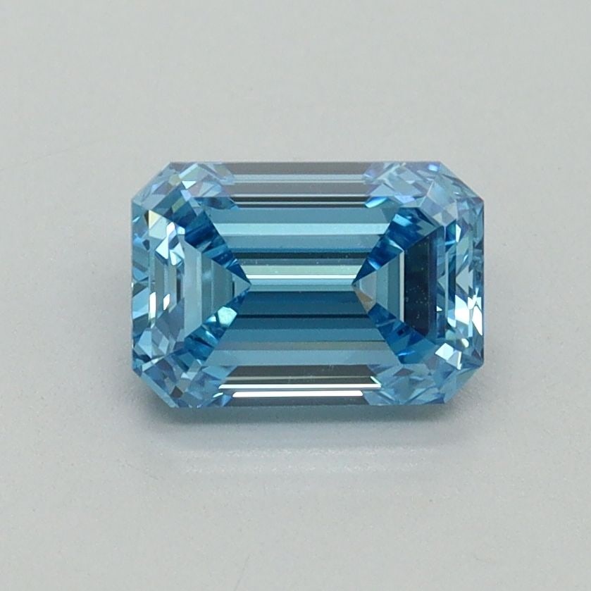 Loose Diamond - EMERALD 1.01ct Fancy Vivid Blue VS1: Loose Diamond - EMERALD 1.01ct Fancy Vivid Blue VS1 Source: This is a real non-mined Diamond that has been grown in a lab Shape: EMERALD Carats: 1.01 Color: Fancy Vivid Blue Certification: IGI Video: