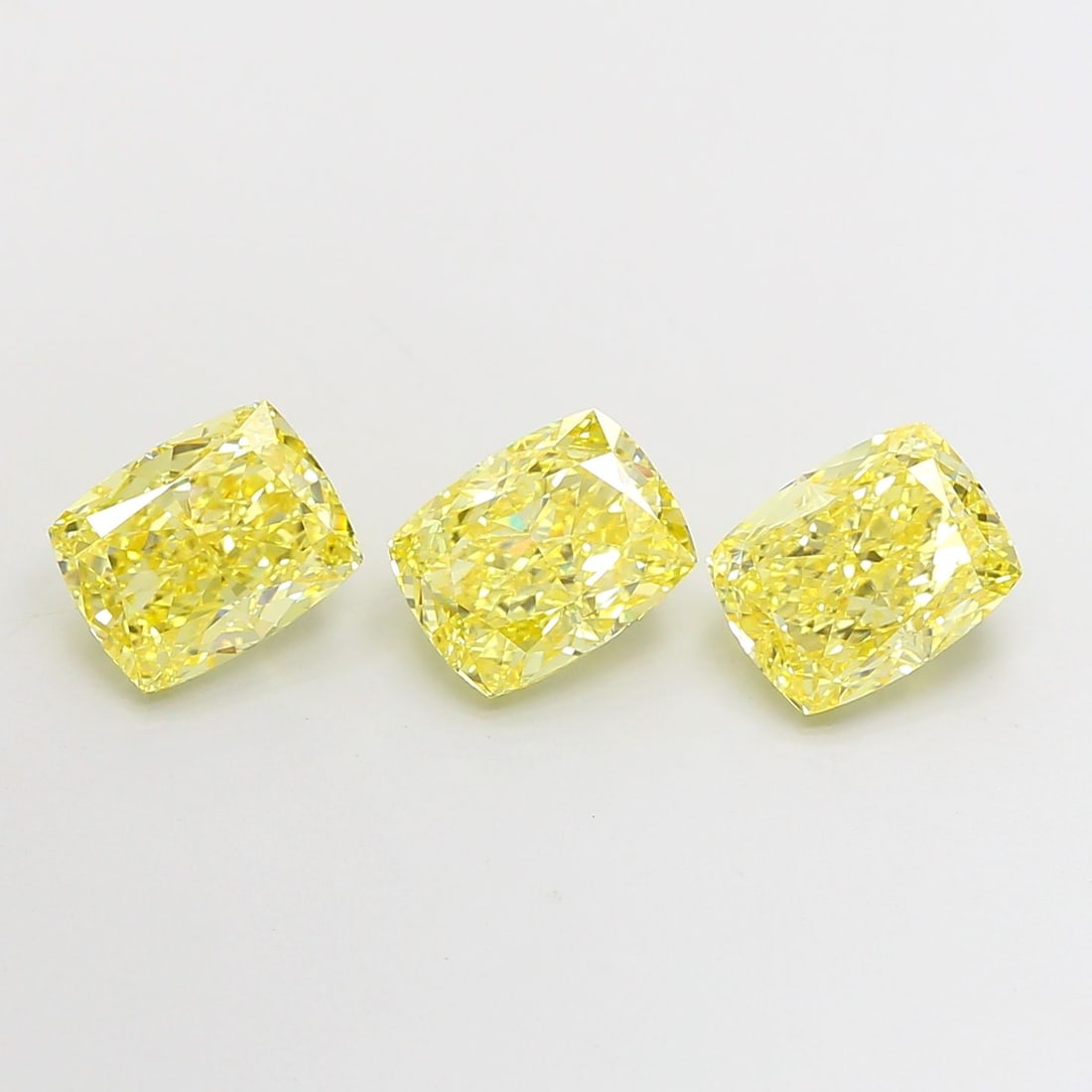 Loose Diamond - CUSHION MODIFIED 2.05ct Fancy Intense Yellow VS1: Loose Diamond - CUSHION MODIFIED 2.05ct Fancy Intense Yellow VS1 Source: This is a real non-mined Diamond that has been grown in a lab Shape: CUSHION MODIFIED Carats: 2.05 Color: Fancy Intense Yellow 