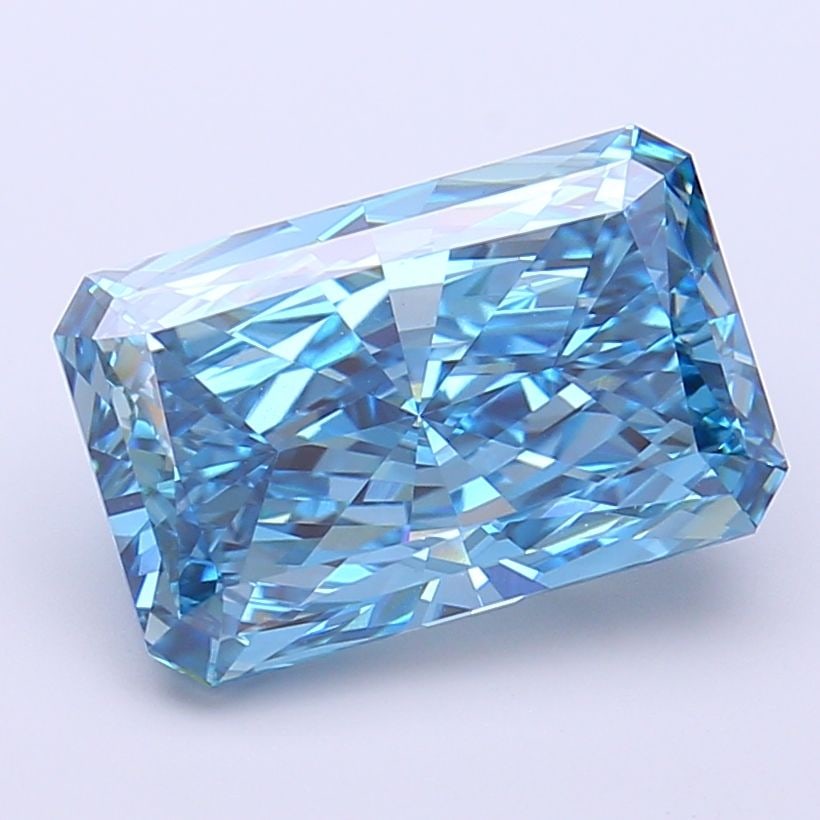Loose Diamond - RADIANT 4.06ct Fancy Vivid Blue VVS2: Loose Diamond - RADIANT 4.06ct Fancy Vivid Blue VVS2 Source: This is a real non-mined Diamond that has been grown in a lab Shape: RADIANT Carats: 4.06 Color: Fancy Vivid Blue Certification: IGI Video: