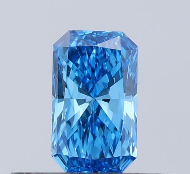 Loose Diamond - RADIANT 0.25ct Fancy Vivid Blue VVS2: Loose Diamond - RADIANT 0.25ct Fancy Vivid Blue VVS2 Source: This is a real non-mined Diamond that has been grown in a lab Shape: RADIANT Carats: 0.25 Color: Fancy Vivid Blue Certification: IGI Video: