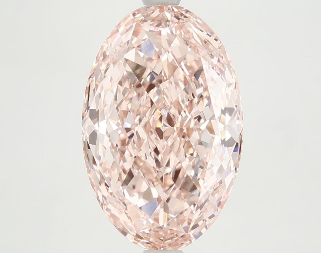 Loose Diamond - OVAL 4.5ct Fancy Vivid Pink VS1: Loose Diamond - OVAL 4.5ct Fancy Vivid Pink VS1 Source: This is a real non-mined Diamond that has been grown in a lab Shape: OVAL Carats: 4.5 Color: Fancy Vivid Pink Certification: IGI Video:
