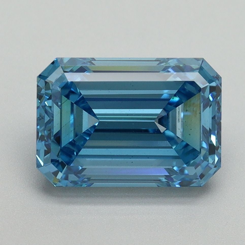 Loose Diamond - EMERALD 3.12ct Fancy Vivid Blue VS1: Loose Diamond - EMERALD 3.12ct Fancy Vivid Blue VS1 Source: This is a real non-mined Diamond that has been grown in a lab Shape: EMERALD Carats: 3.12 Color: Fancy Vivid Blue Certification: IGI Video: