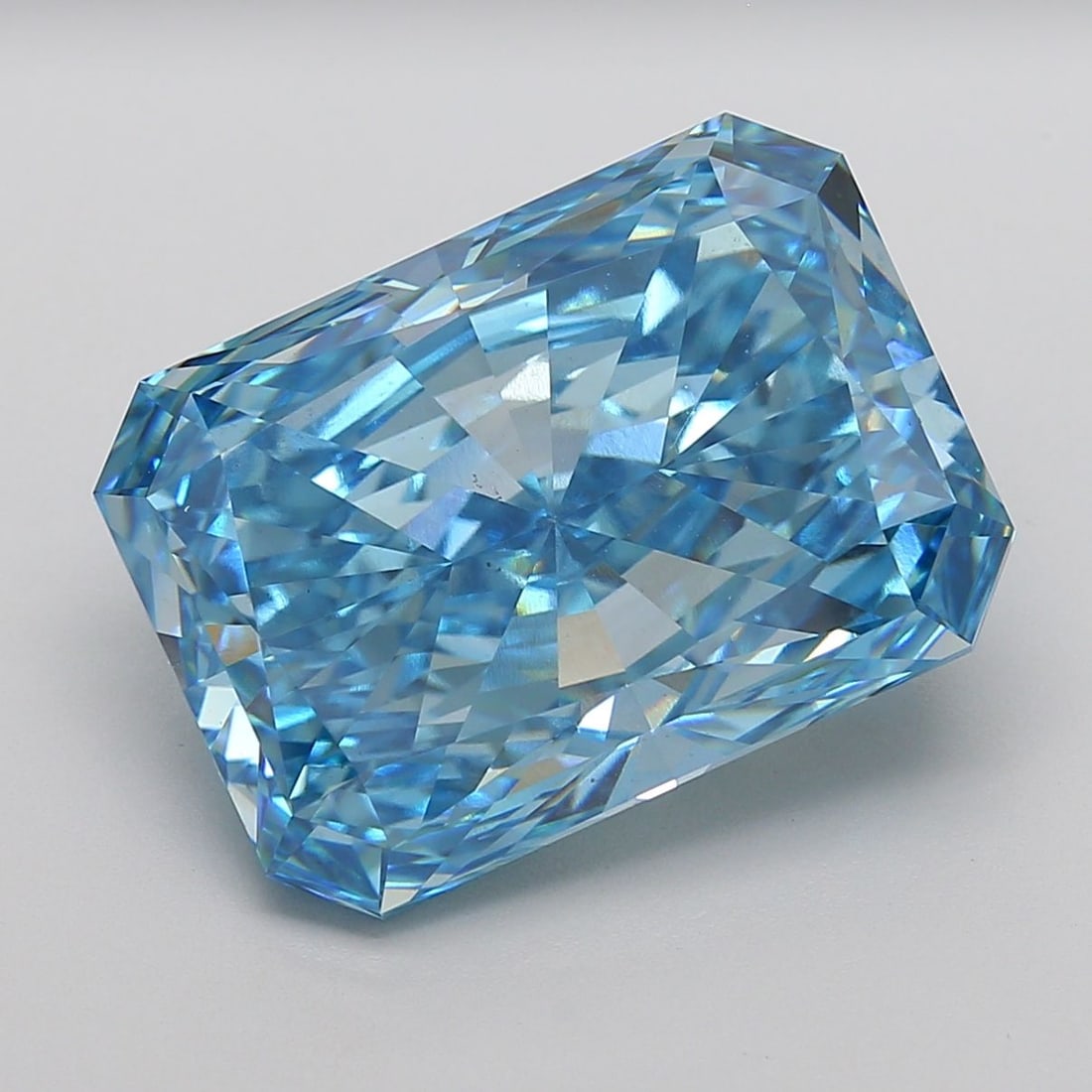 Loose Diamond - RADIANT 20.08ct Fancy Vivid Blue VS2 (1 of 1)