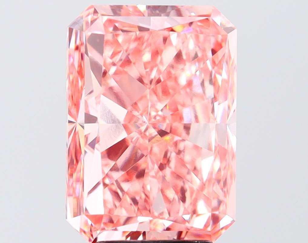 Loose Diamond - RADIANT 5.5ct Fancy Vivid Pink VVS2: Loose Diamond - RADIANT 5.5ct Fancy Vivid Pink VVS2 Source: This is a real non-mined Diamond that has been grown in a lab Shape: RADIANT Carats: 5.5 Color: Fancy Vivid Pink Certification: IGI Video: