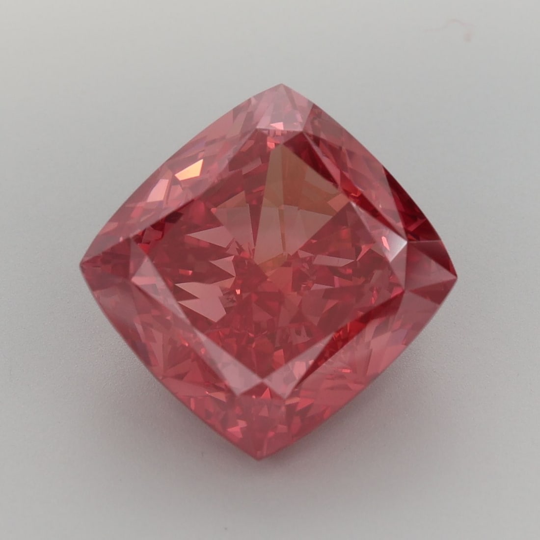 Loose Diamond - CUSHION MODIFIED 8.8ct Fancy Vivid Red VS2: Loose Diamond - CUSHION MODIFIED 8.8ct Fancy Vivid Red VS2 Source: This is a real non-mined Diamond that has been grown in a lab Shape: CUSHION MODIFIED Carats: 8.8 Color: Fancy Vivid Red Certificatio