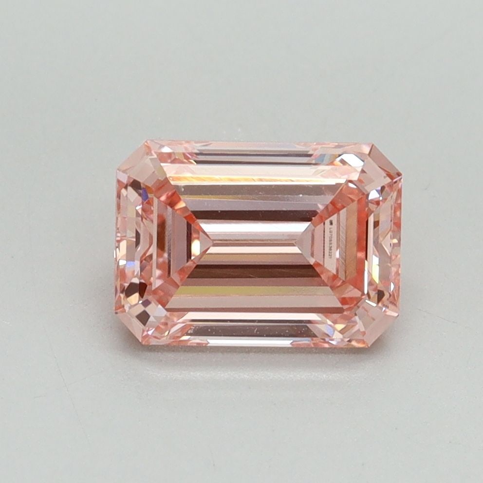 Loose Diamond - EMERALD 1.53ct Fancy Vivid Pink VS2: Loose Diamond - EMERALD 1.53ct Fancy Vivid Pink VS2 Source: This is a real non-mined Diamond that has been grown in a lab Shape: EMERALD Carats: 1.53 Color: Fancy Vivid Pink Certification: IGI Video: