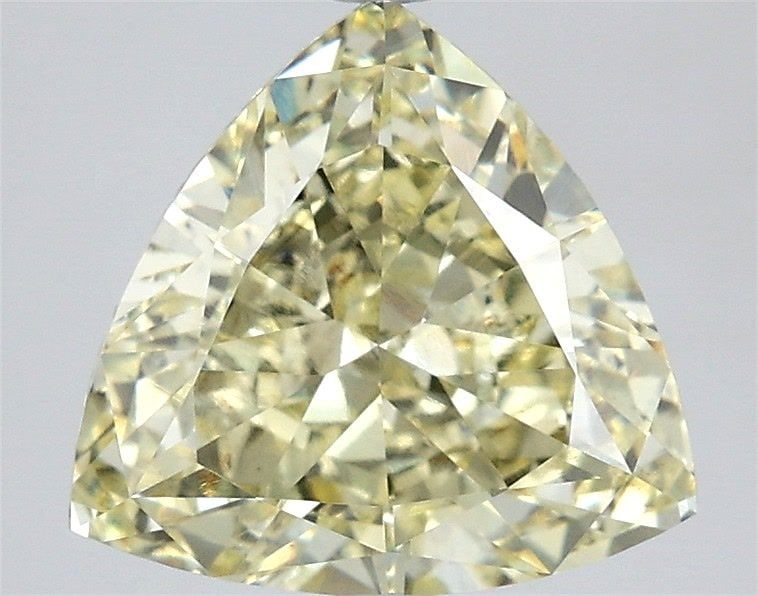 Loose Diamond - TRIANGULAR 3.1ct Fancy Yellow VVS2: Loose Diamond - TRIANGULAR 3.1ct Fancy Yellow VVS2 Source: This is a real non-mined Diamond that has been grown in a lab Shape: TRIANGULAR Carats: 3.1 Color: Fancy Yellow Certification: IGI Video: