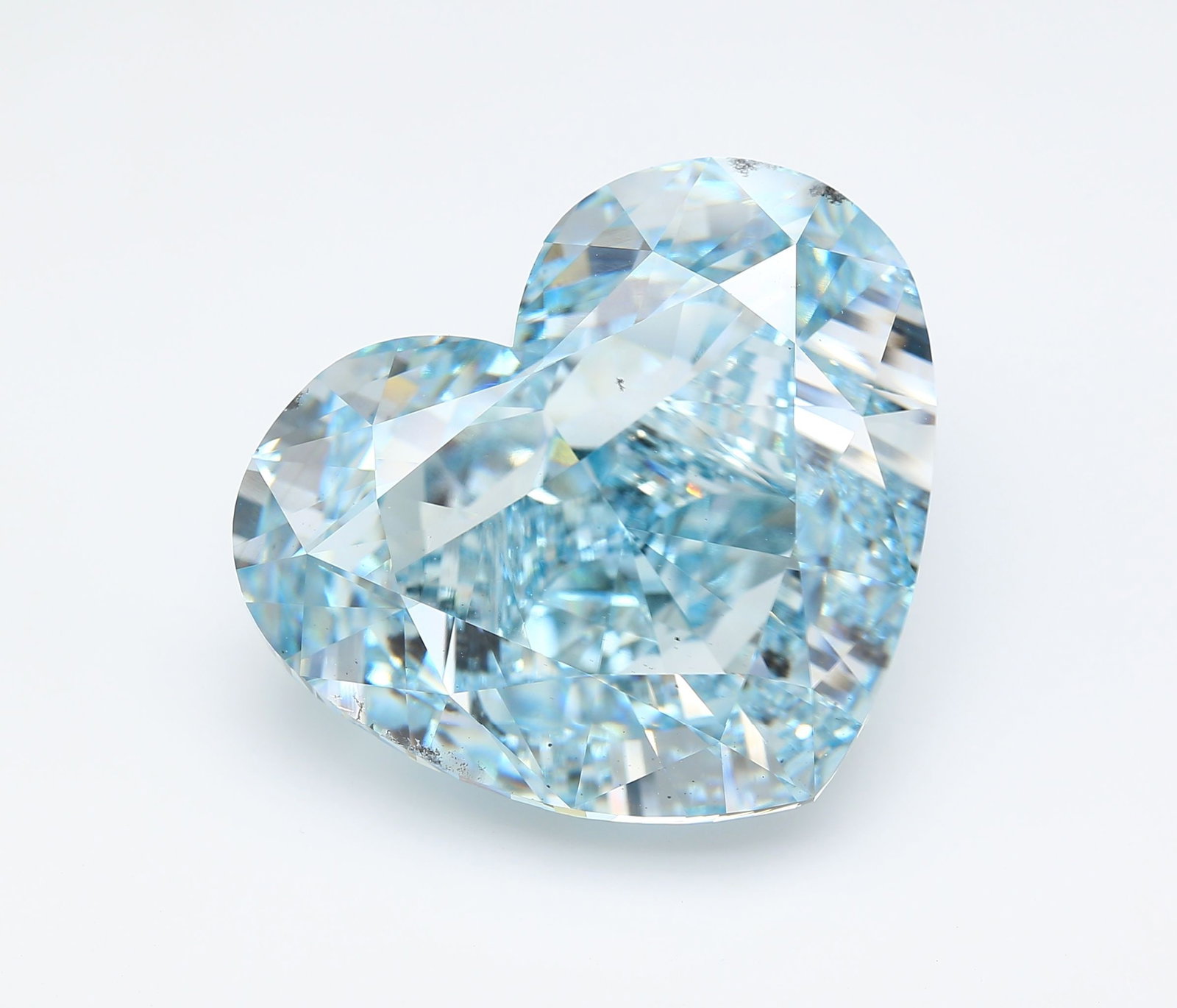Loose Diamond - HEART 50.07ct Fancy Intense Blue VS2: Loose Diamond - HEART 50.07ct Fancy Intense Blue VS2 Source: This is a real non-mined Diamond that has been grown in a lab Shape: HEART Carats: 50.07 Color: Fancy Intense Blue Certification: IGI Video