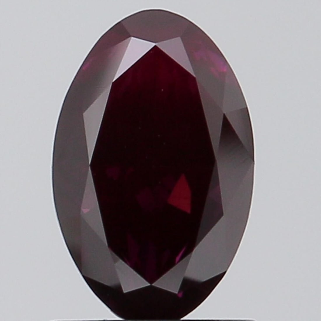 Loose Diamond - OVAL 1.5ct Fancy Deep Pink VS1: Loose Diamond - OVAL 1.5ct Fancy Deep Pink VS1 Source: This is a real non-mined Diamond that has been grown in a lab Shape: OVAL Carats: 1.5 Color: Fancy Deep Pink Certification: NONE Video: