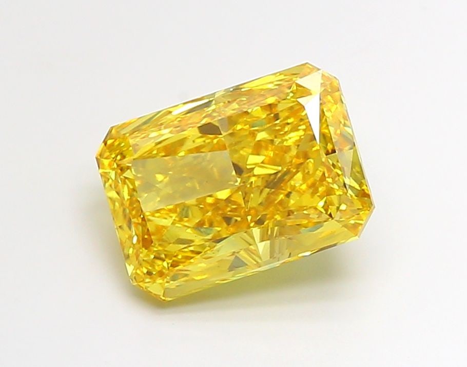 Loose Diamond - RADIANT 10.08ct Fancy Vivid Yellow VS1: Loose Diamond - RADIANT 10.08ct Fancy Vivid Yellow VS1 Source: This is a real non-mined Diamond that has been grown in a lab Shape: RADIANT Carats: 10.08 Color: Fancy Vivid Yellow Certification: IGI V
